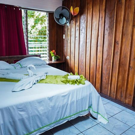 Hospedaje Angeluz Quesada  Esterno foto