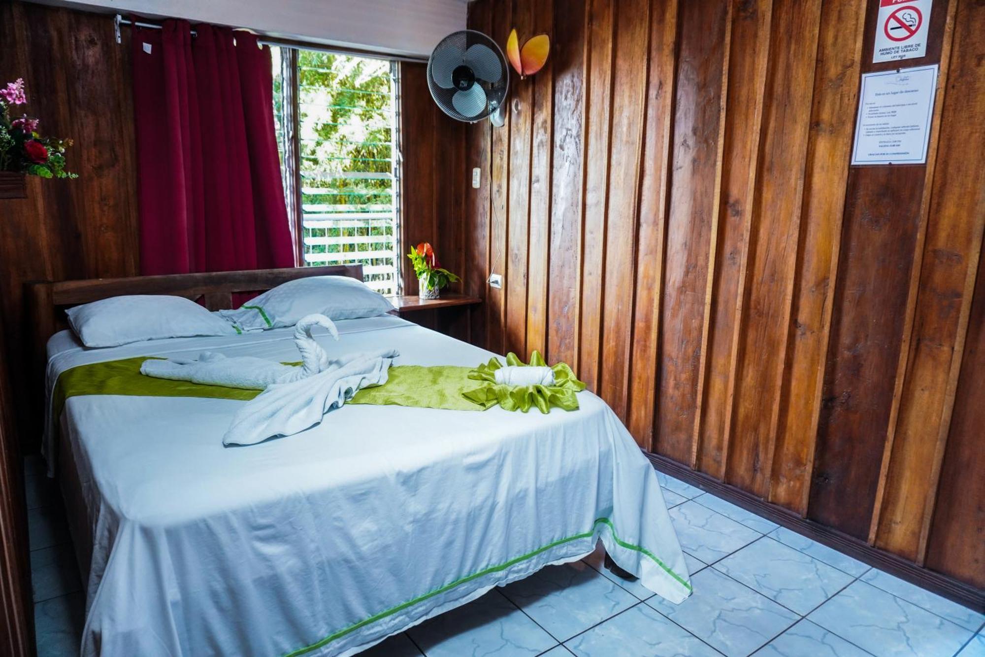 Hospedaje Angeluz Quesada  Esterno foto
