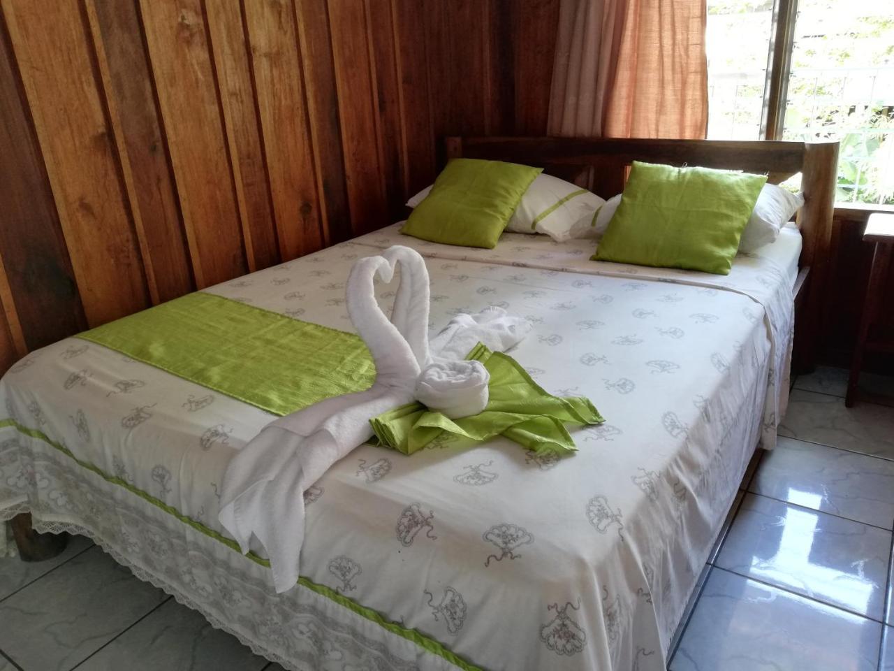 Hospedaje Angeluz Quesada  Esterno foto